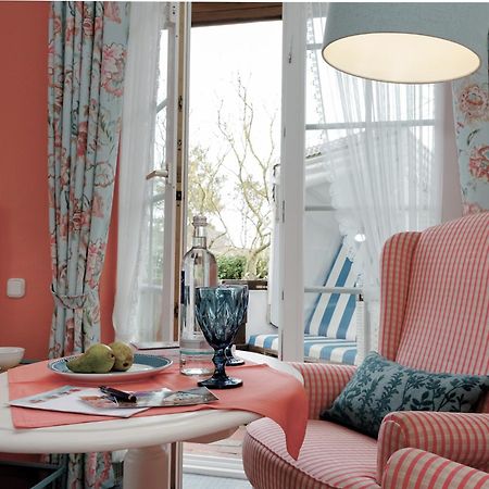 Hotel Wiesbaden Wenningstedt-Braderup ภายนอก รูปภาพ