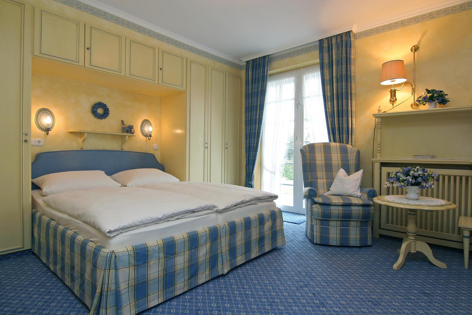 Hotel Wiesbaden Wenningstedt-Braderup ภายนอก รูปภาพ